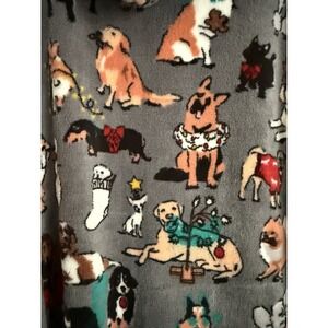 NWT Vera Bradley Robe Hoodie S M‎ Fluffy Soft Hooded Fleece Robe HOLIDAY DOGS